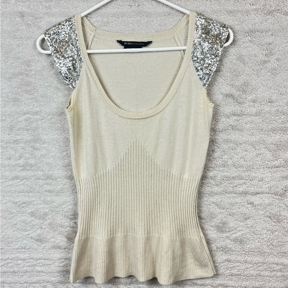 BCBGMAXAZRIA Cashmere Silk Sleeveless sweater with sequined cap Sleeves Medium - Picture 1 of 14